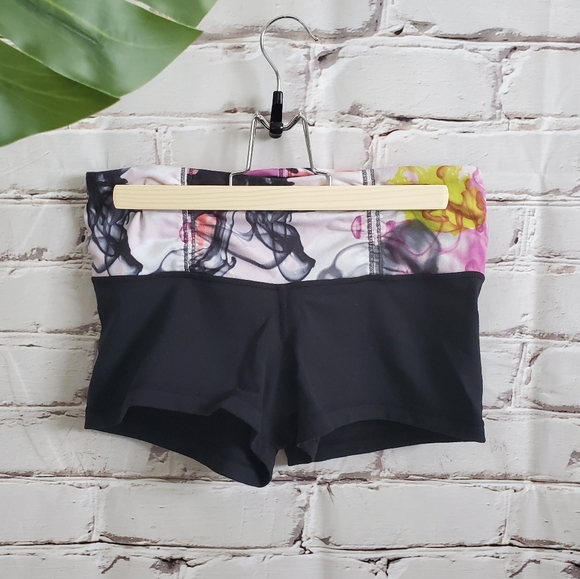 Lululemon Unicorn Tears Shorts Reversible